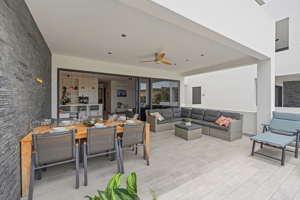 The Reef at Blue Bay Golf & Beach Resort 14/50