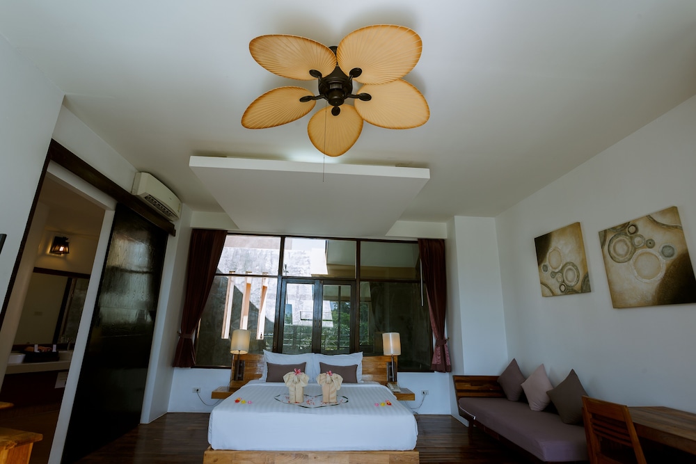 Bundhaya Villas Koh Lipe 8/50