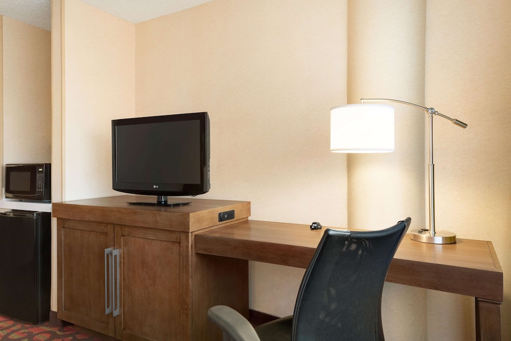 Hampton Inn Denver West Federal Center 47/51