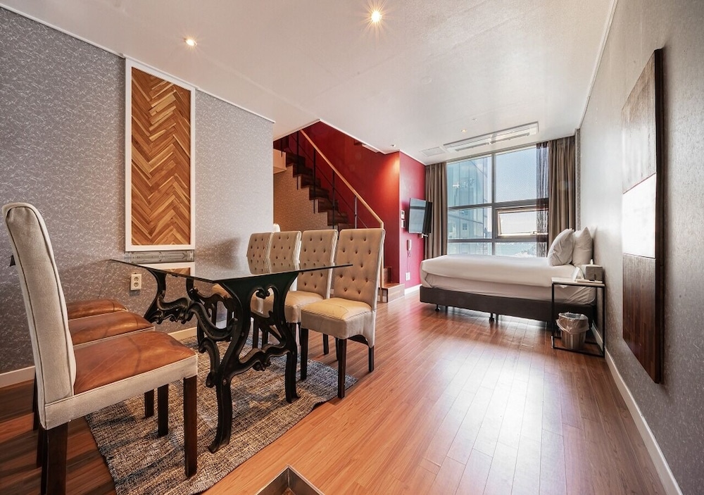 Elysia Boutique Hotel 53/74