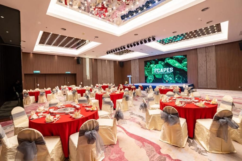 Scapes Hotel 39/49
