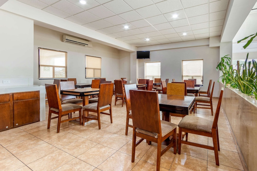 Comfort Inn Chihuahua, CHH 18/27