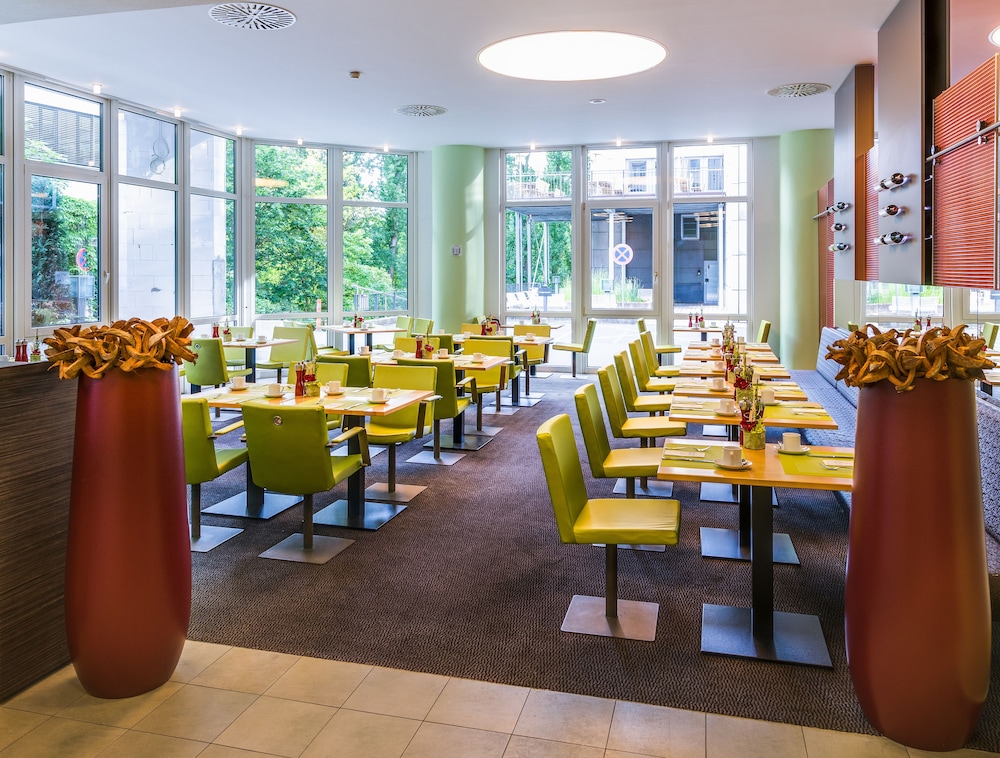 Novina Hotel Wohrdersee Nurnberg City 38/64