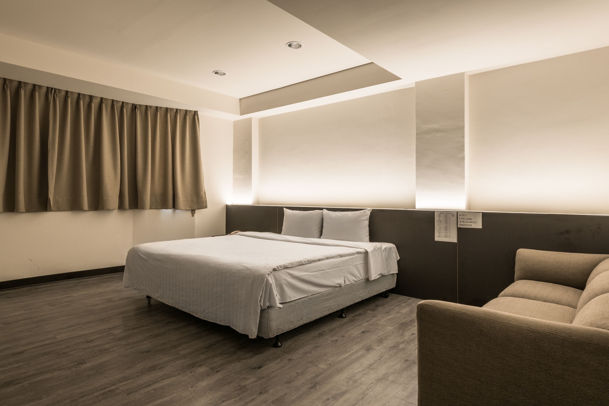 Room, Double Bed