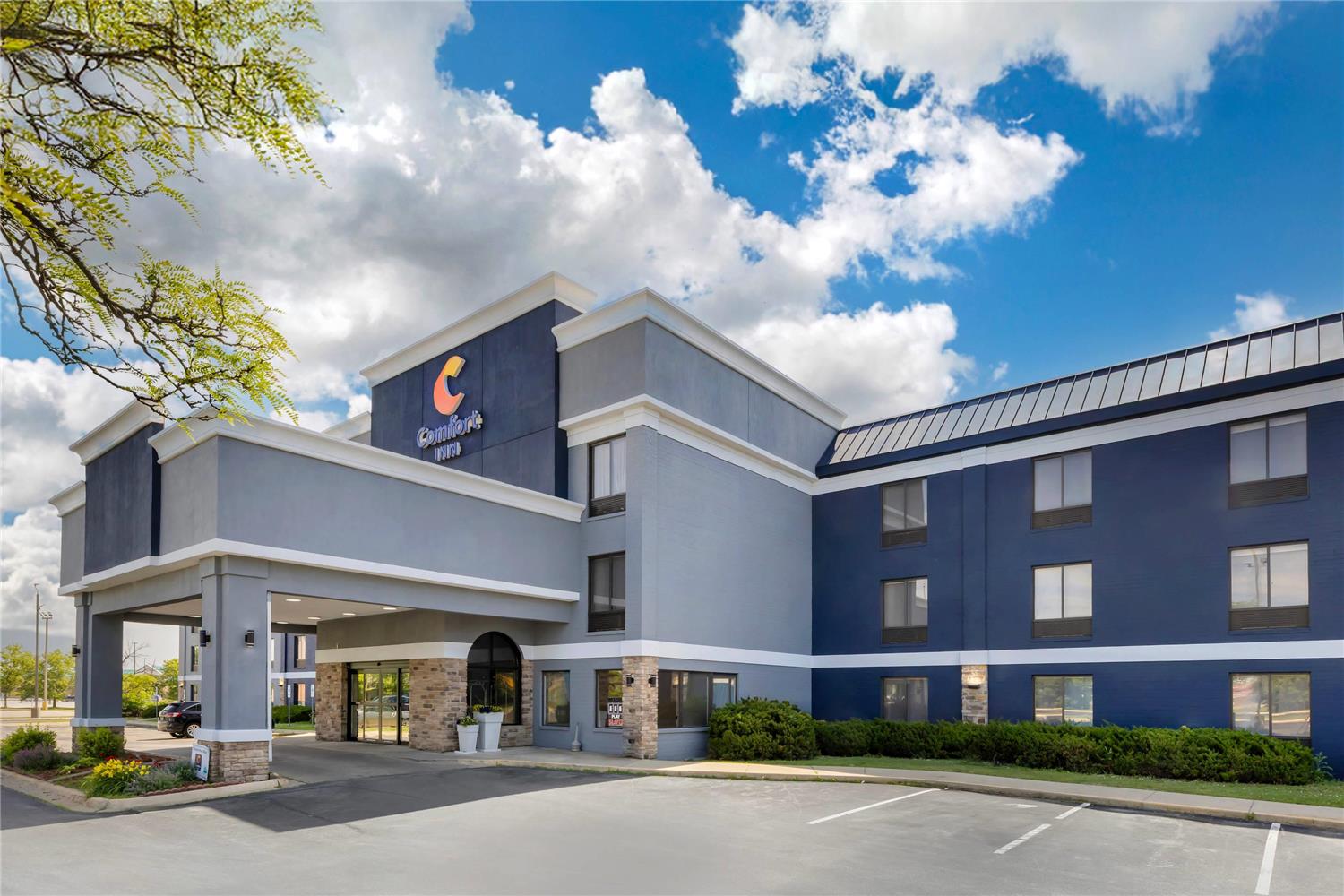 Comfort Inn Bourbonnais Near I-57 38/38
