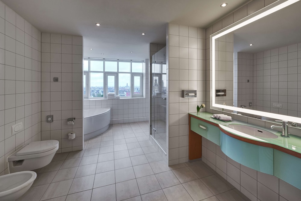 Hilton Cologne Hotel 20/74