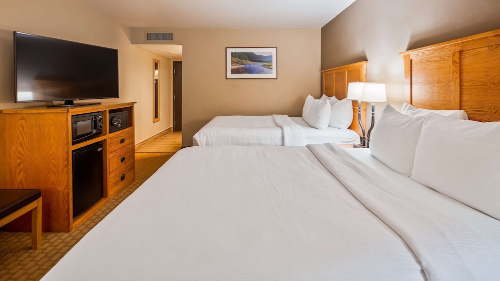 Best Western Plus Grantree Inn 21/52