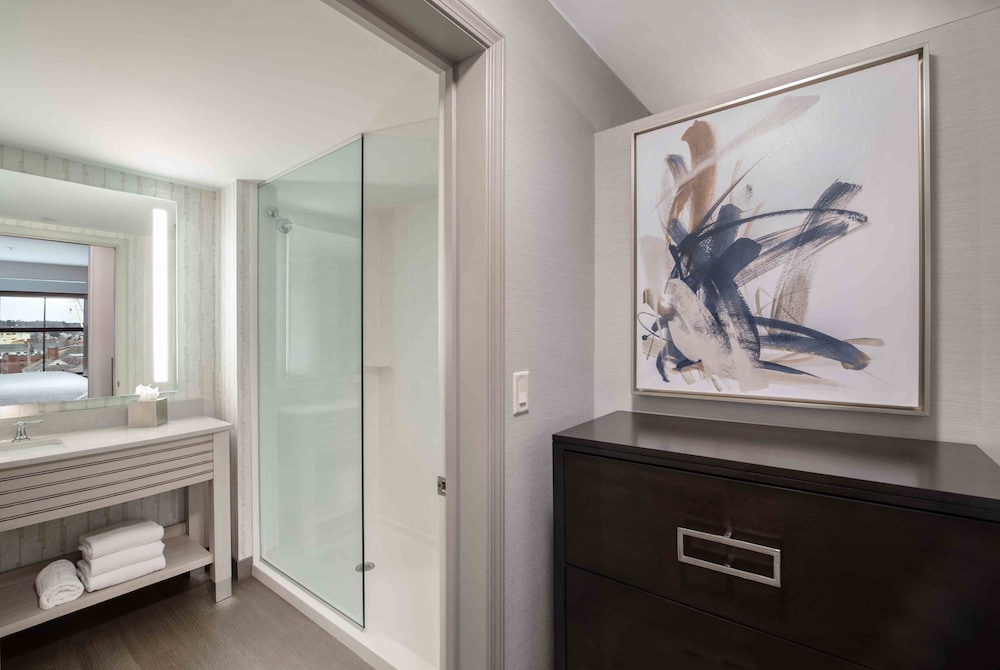 Residence Inn Portsmouth Downtown Waterfront 24/40