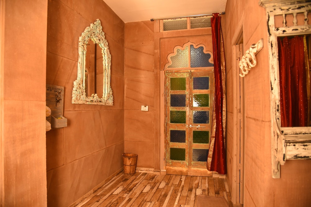 Rani Mahal 22/50