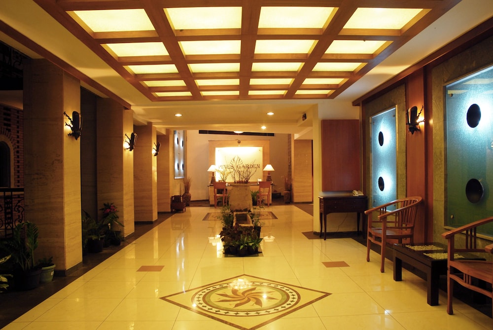 Pines Garden Resort 13/46