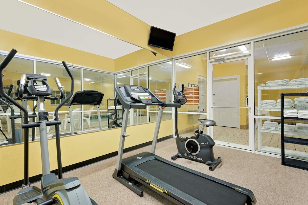 Microtel Inn & Suites by Wyndham Princeton 20/27