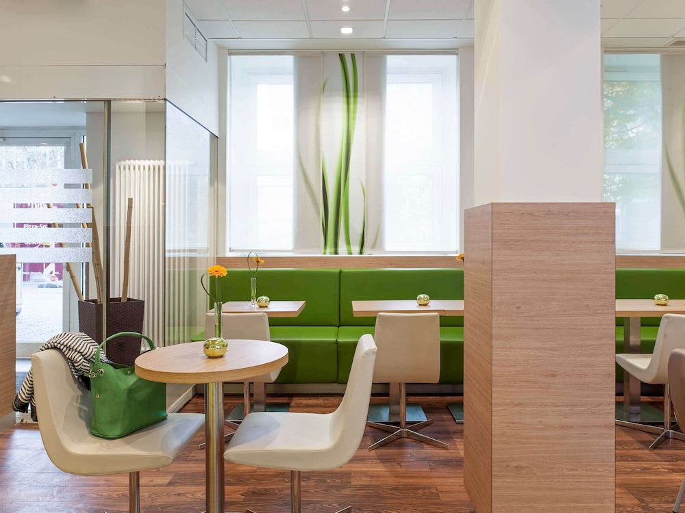 Ibis Dusseldorf Hauptbahnhof 50/67