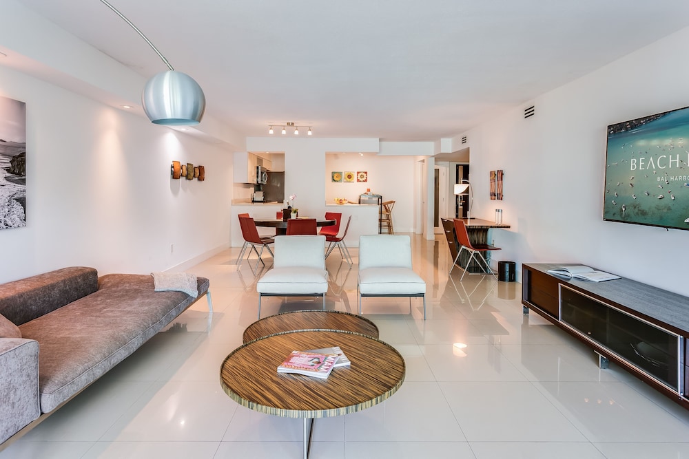 Beach Haus Bal Harbour 42/76