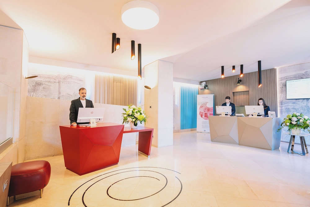 Mercure Roma Centro Colosseo 7/71