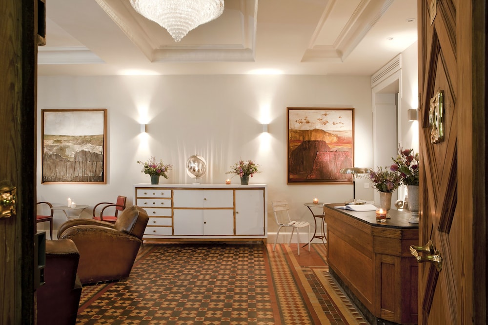 We Boutique Hotel 58/74