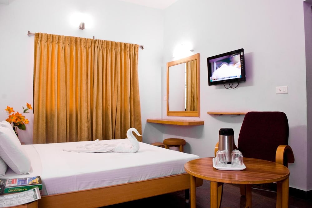 HOTEL RAJADHANE 34/53