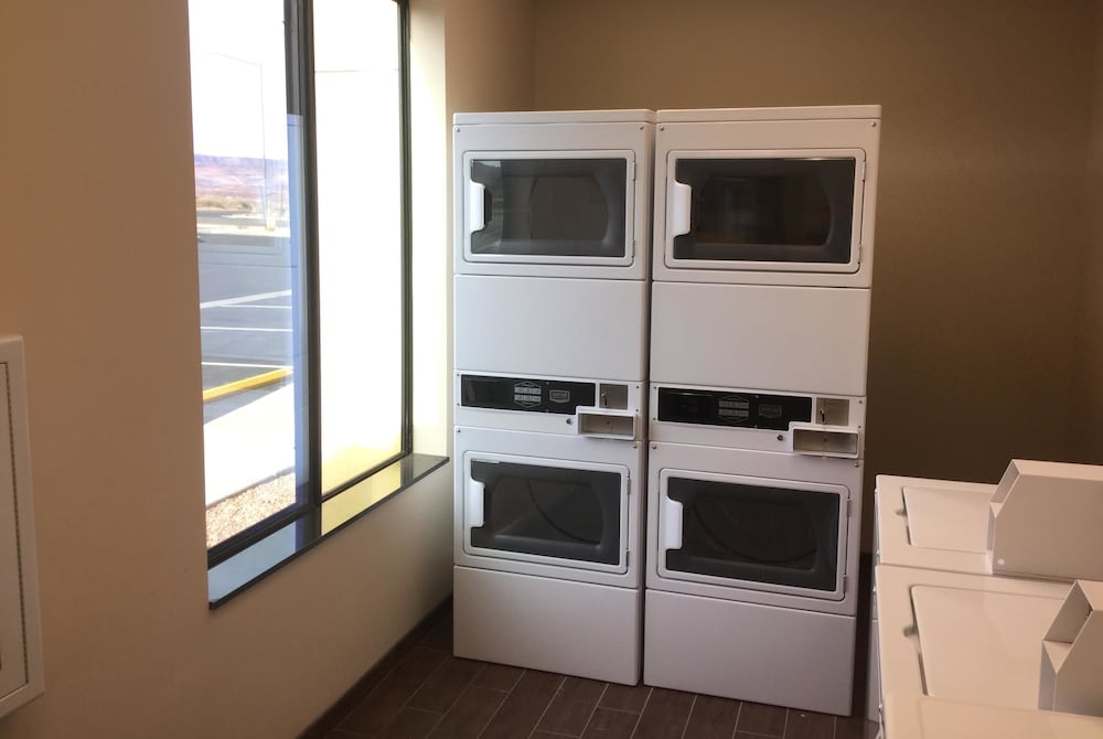 Garner Hotel Page - Lake Powell Area By IHG 59/75