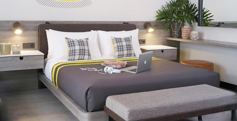 Rooms Inc Hotel Pemuda 22/59