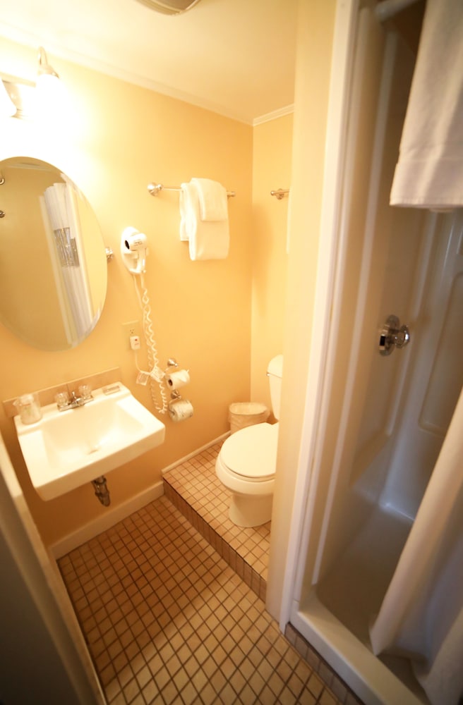 The Kennebunk Inn 47/50