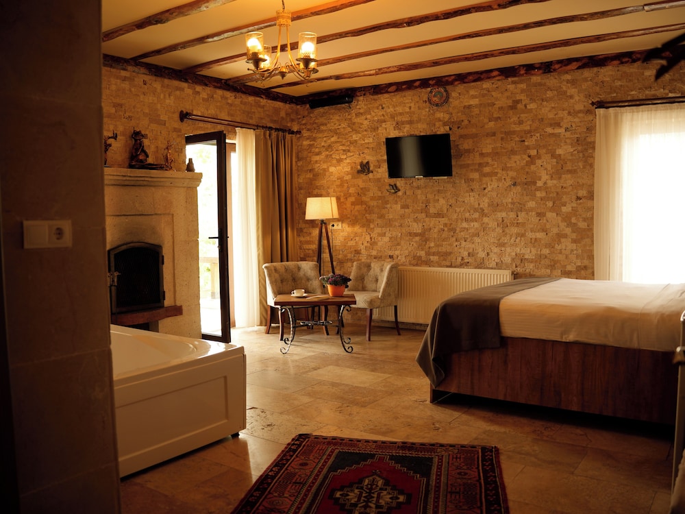 Calina Otel 28/50
