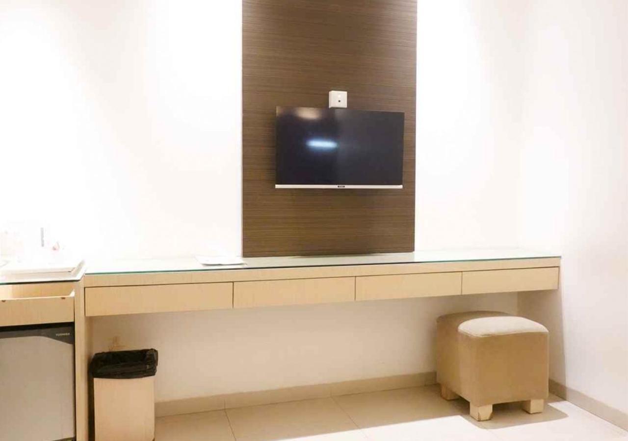 Hotel Wisata Niaga 12/56