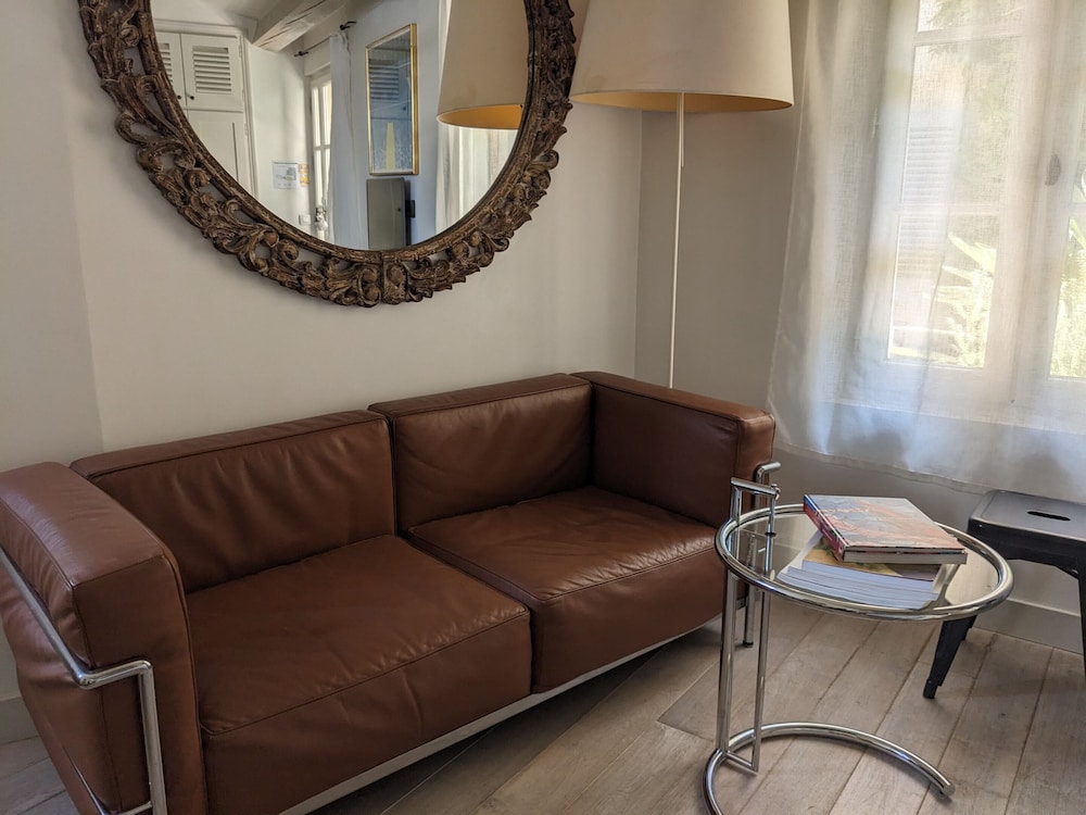 Pastis Hotel Saint-Tropez 23/43