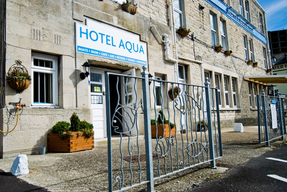 The Aqua 20/30