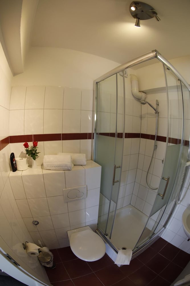 Hotel Famosa 31/32