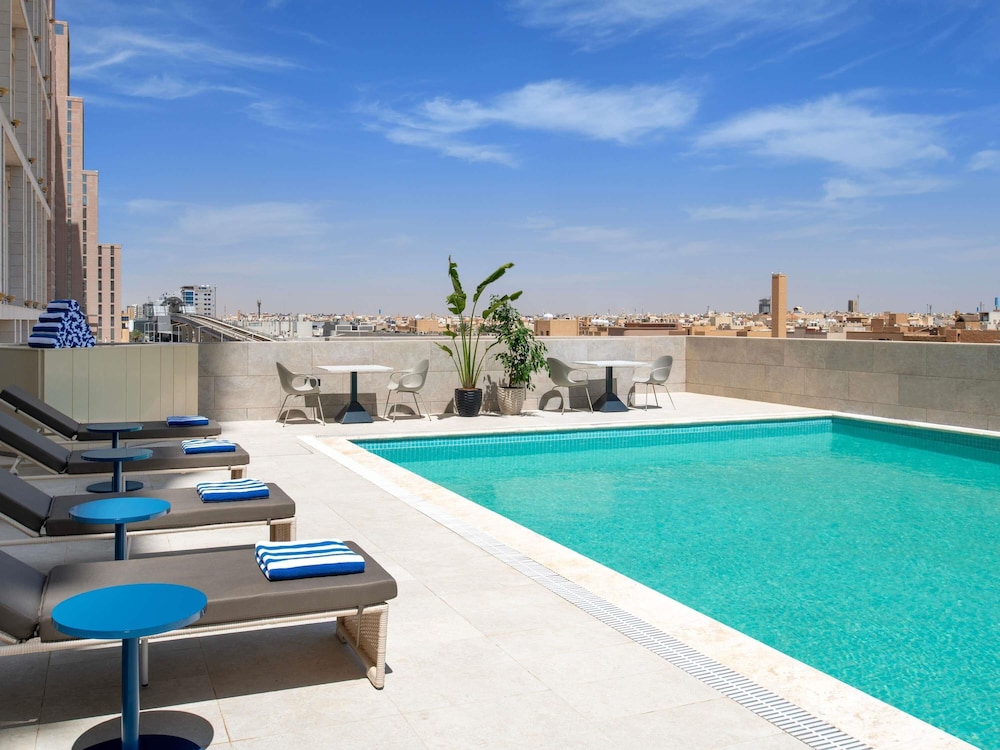 Novotel Riyadh Sahafa 52/58