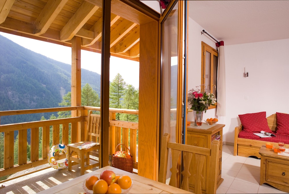 Madame Vacances - Residence Les Balcons Des Airelles 20/27
