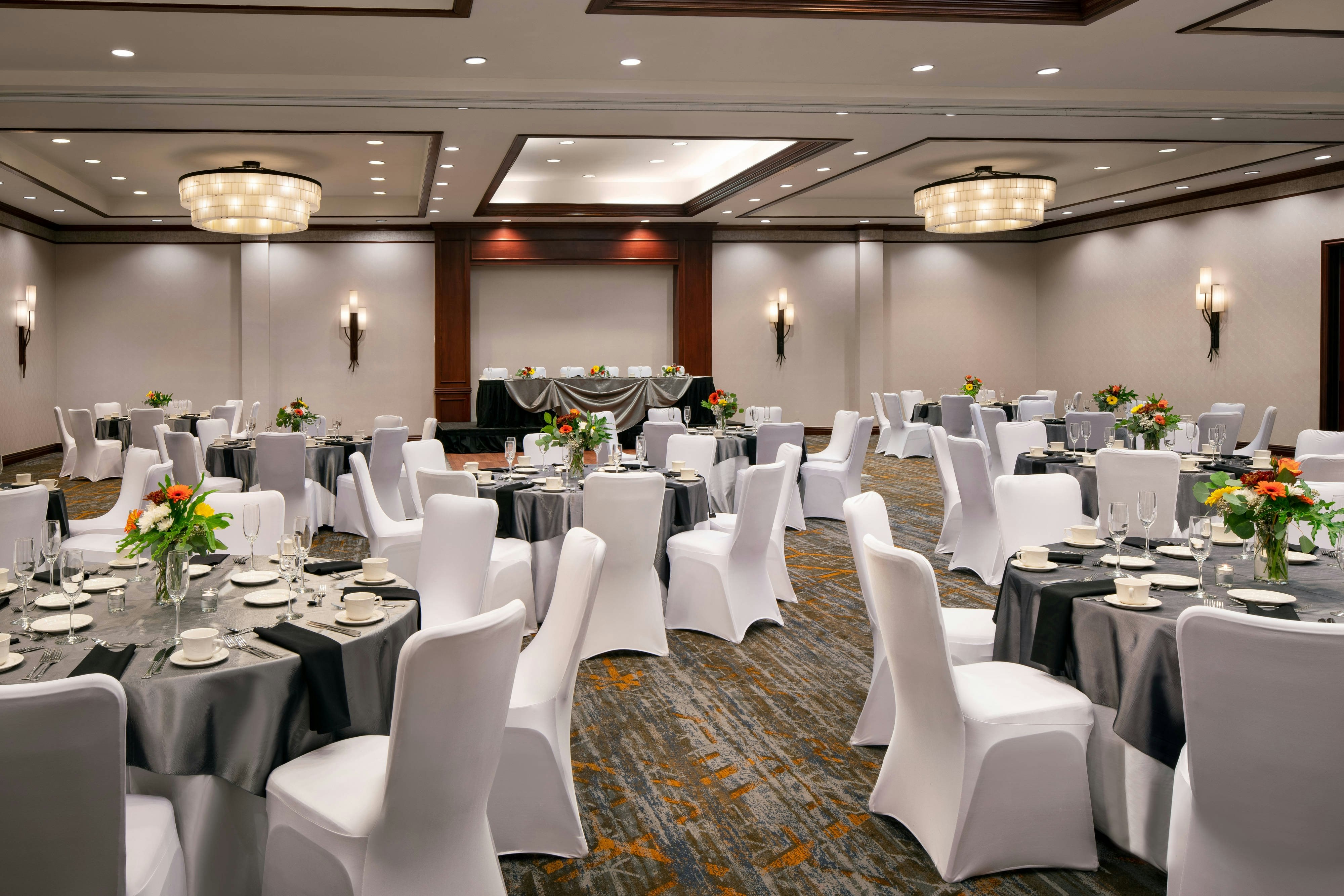 Marriott Riverside at the Convention Center 14/23