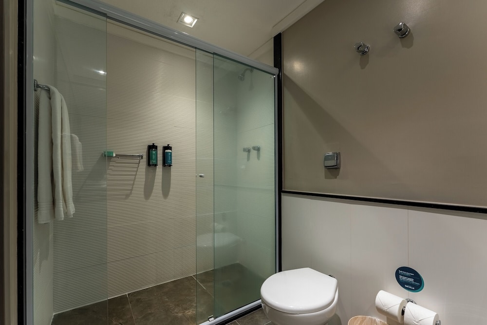 Hotel Deville Prime Cuiaba 86/86