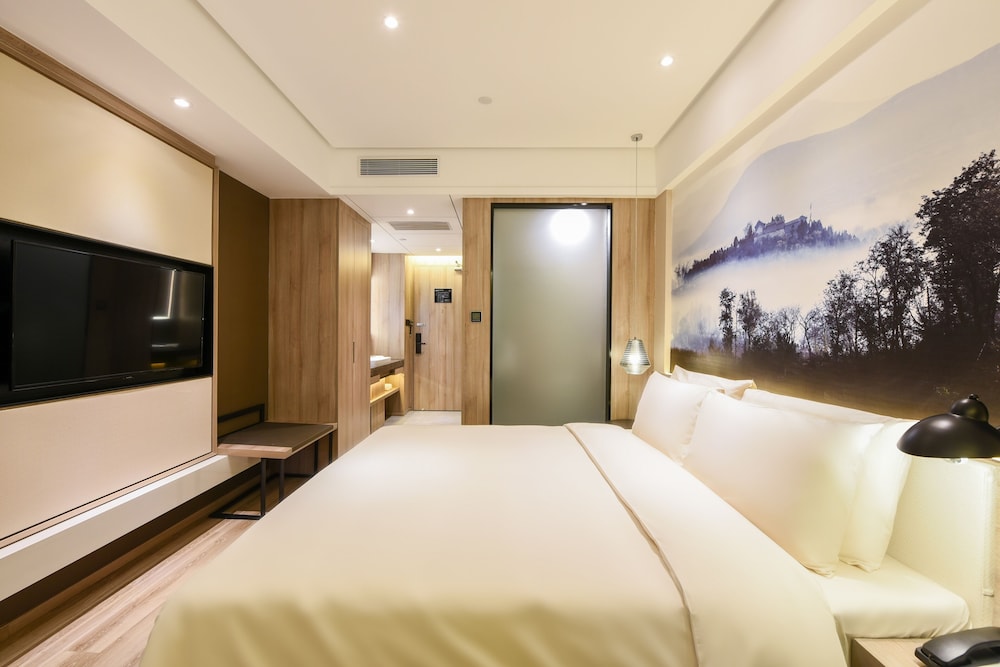 Atour Hotel (Langfang Xichang Road) 13/32