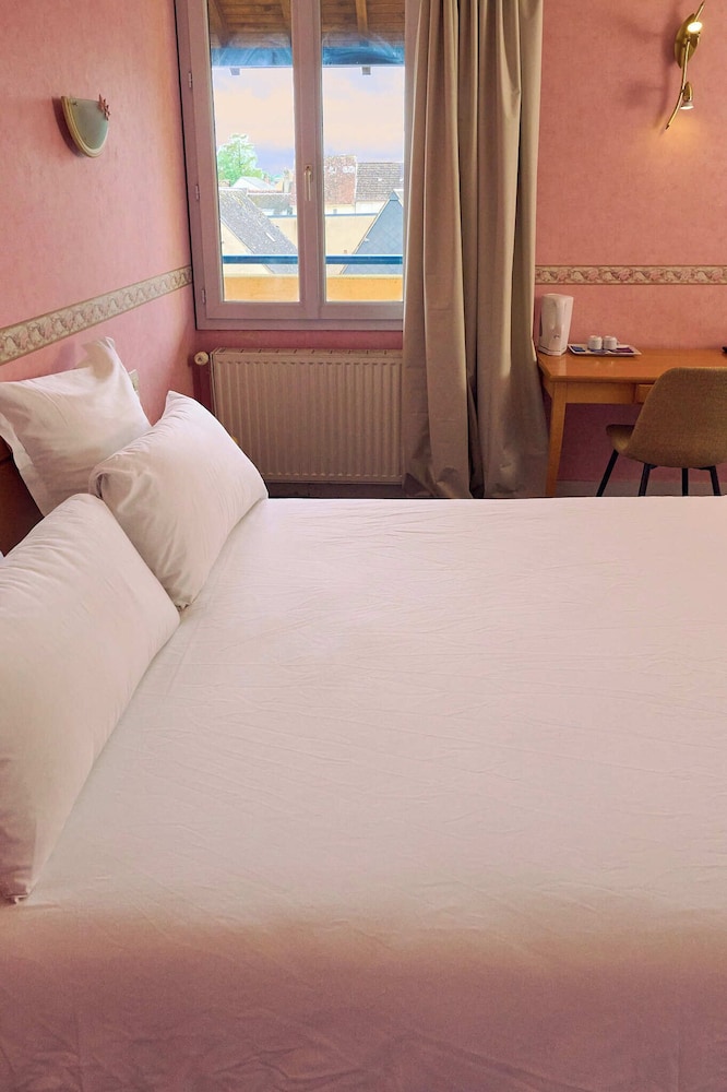 HOTEL LE PLAT D'ETAIN 6/39