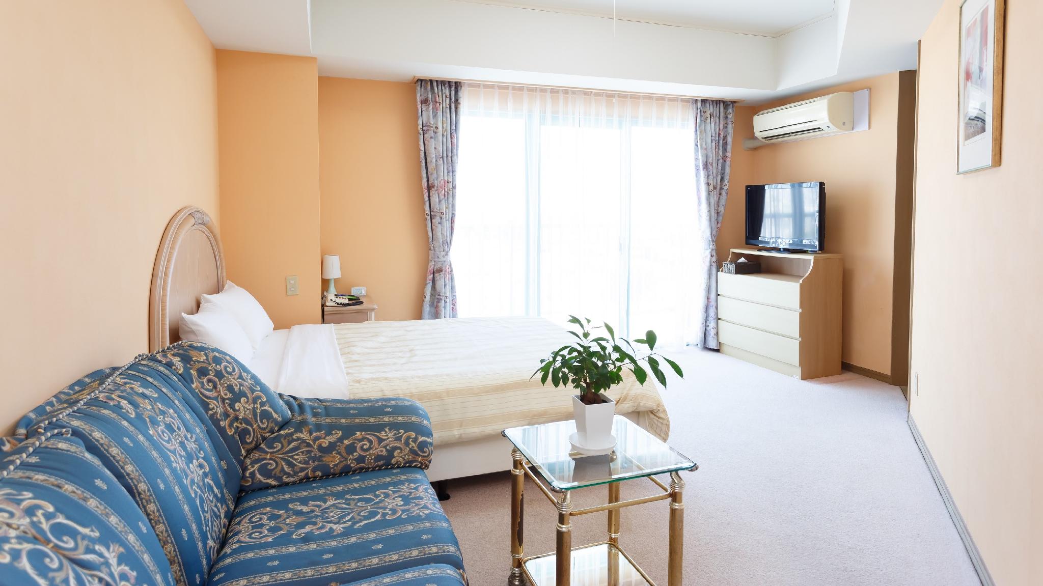 Room, Balcony, Smoking Type Not Guaranteed