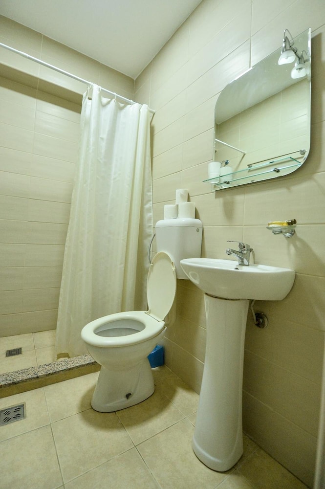 Hotel Argenti Shkoder 12/48