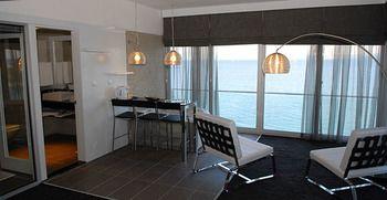 Ladin Hotel 13/18