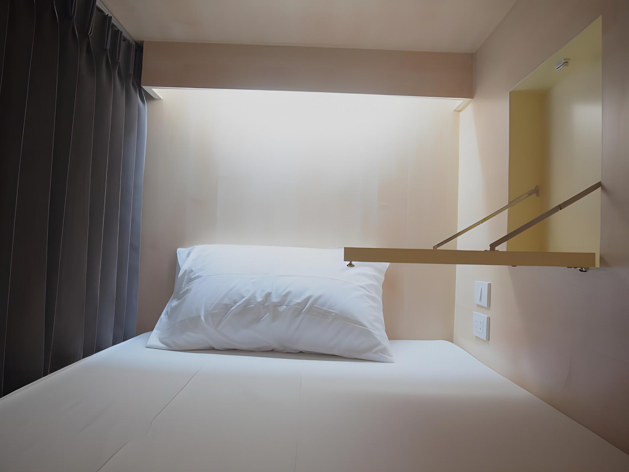 MIXED DORM, 4 BEDS