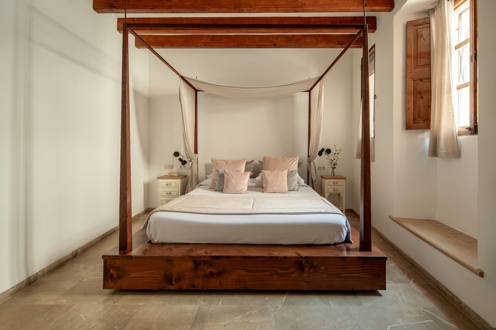 Room, King Bed