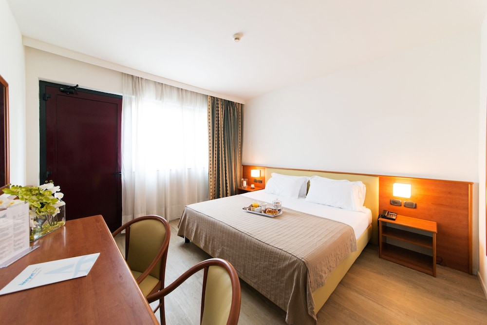 AIRPORT HOTEL BERGAMO 21/42