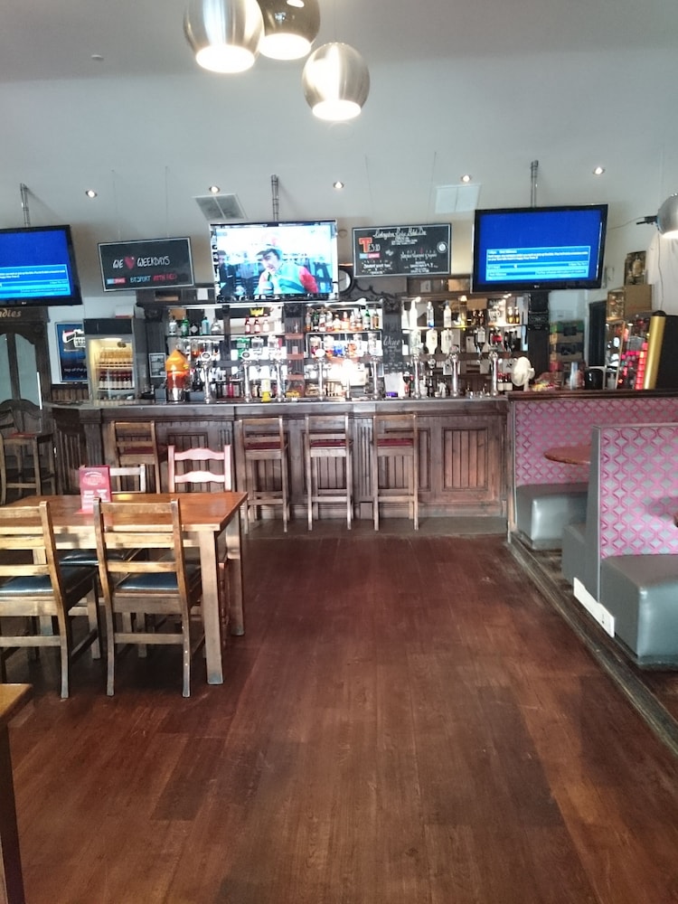 Livingston Lodge Hotel 24/31