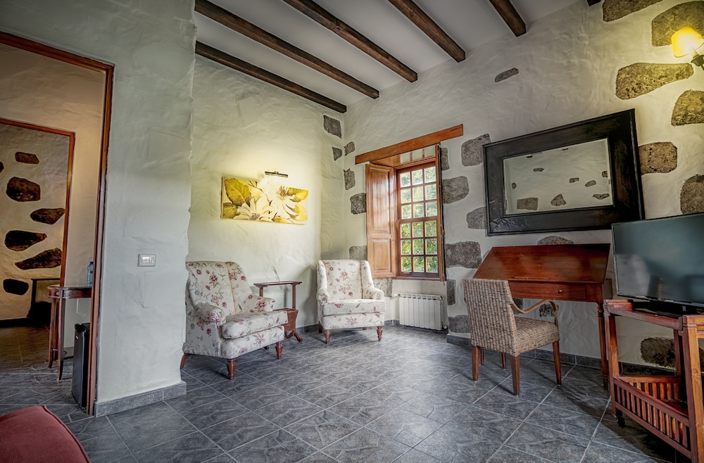 Hotel Rural LIVVO Maipez 22/50