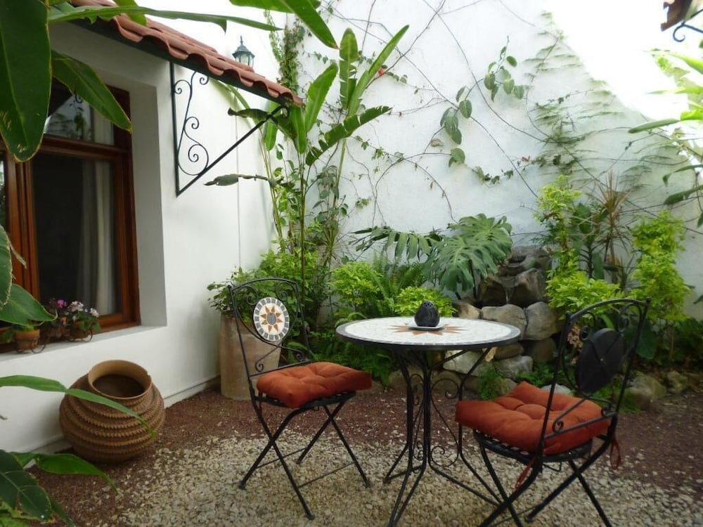 Hotel Boutique Casa los Cantaros 29/50
