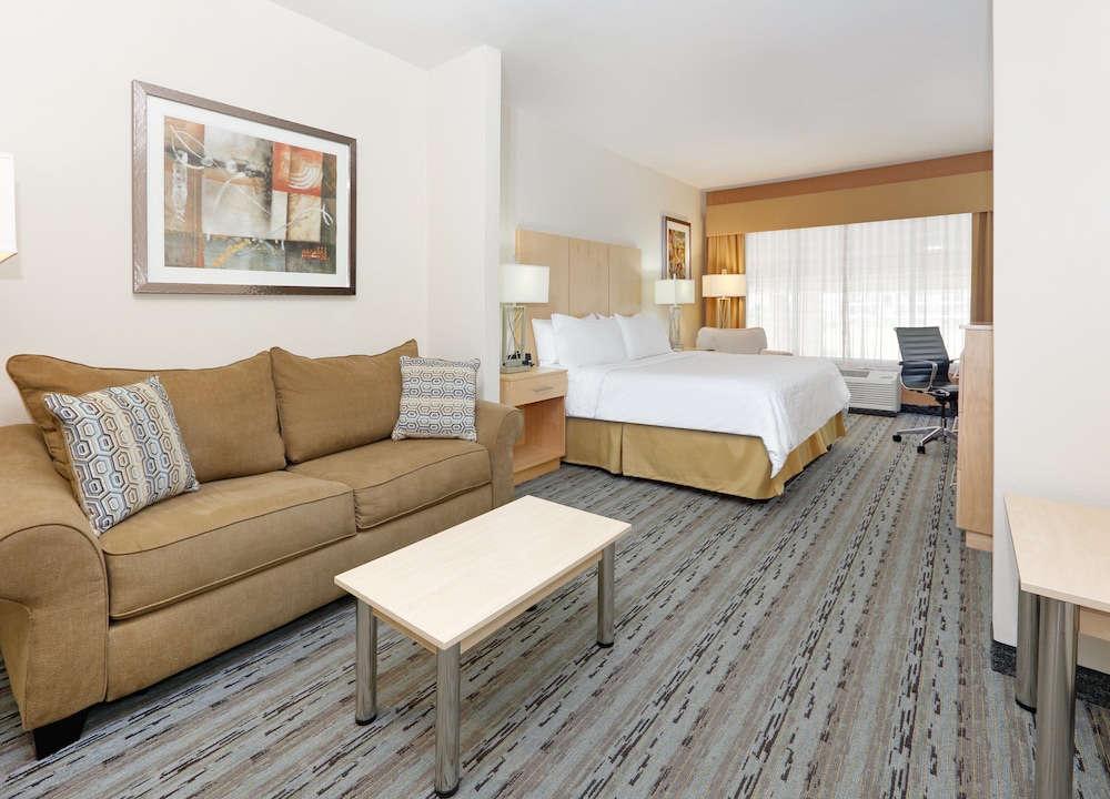 جناح بسريرين كوين مع أريكة لذوي الإعاقة، Holiday Inn Express Suites San Antonio Brooks City Base 3/4