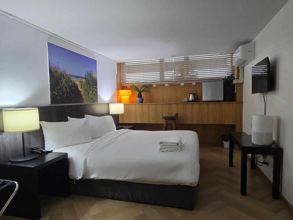 Sathorn Terrace Apartment 26/50