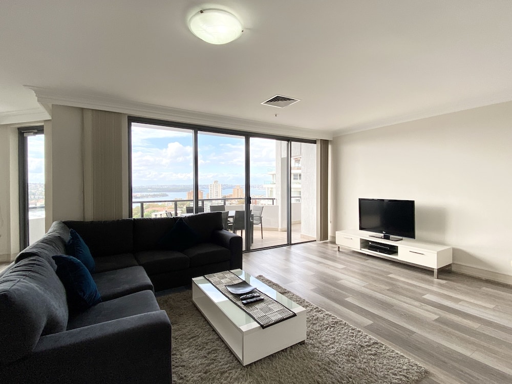 Milson Executive Apartments 52/75