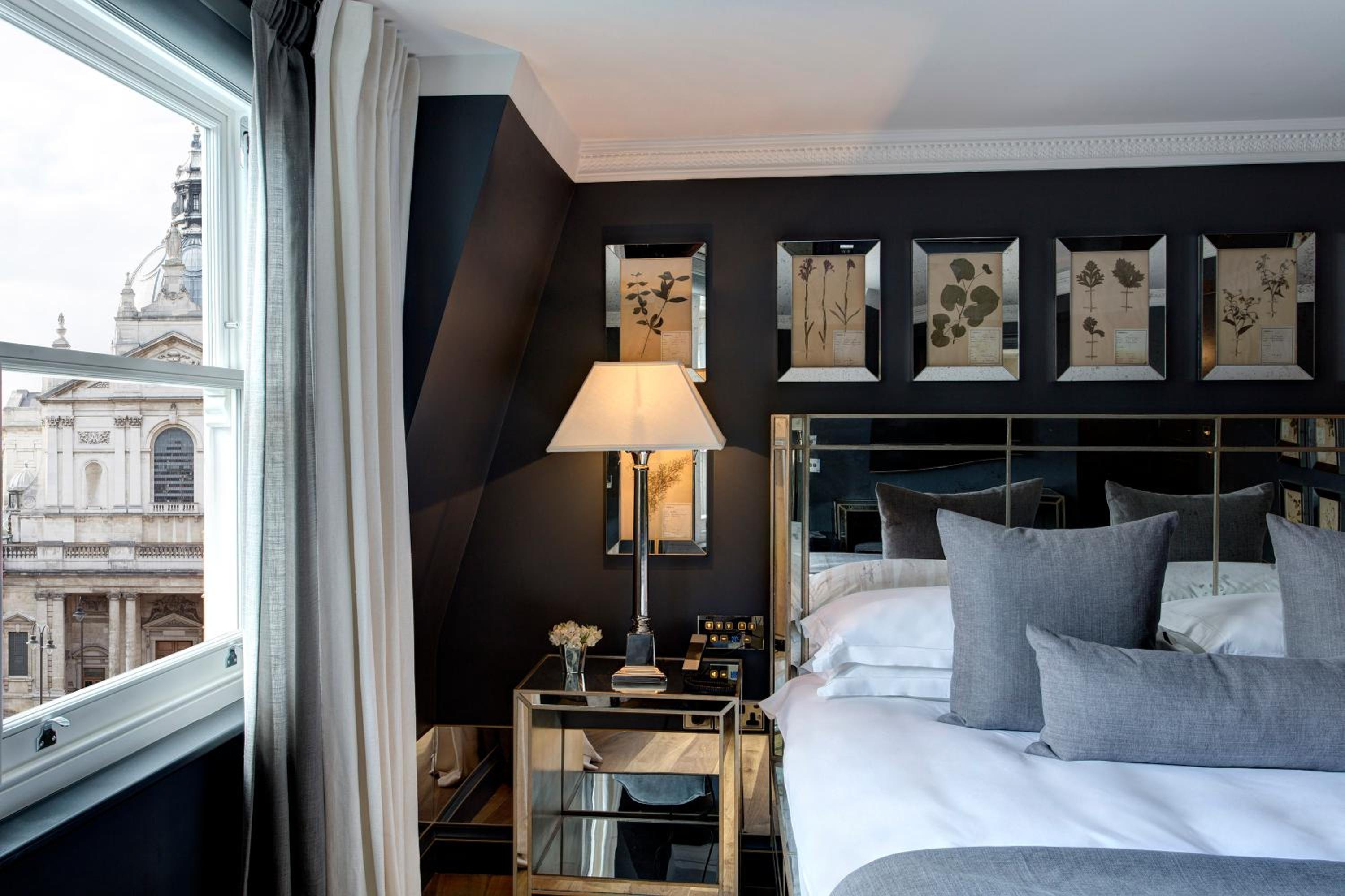 Room, Single