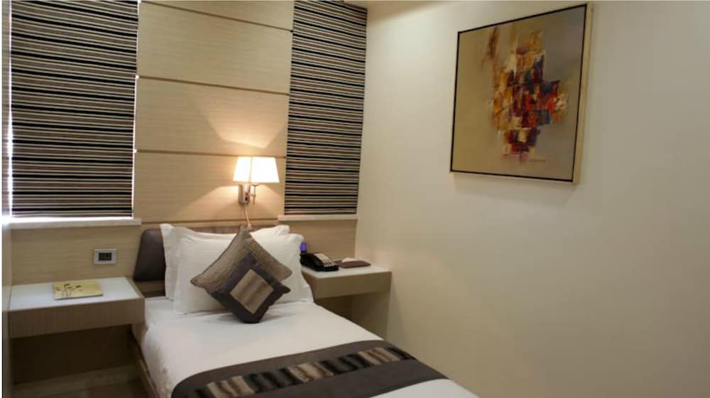 Residency Fort 30/56