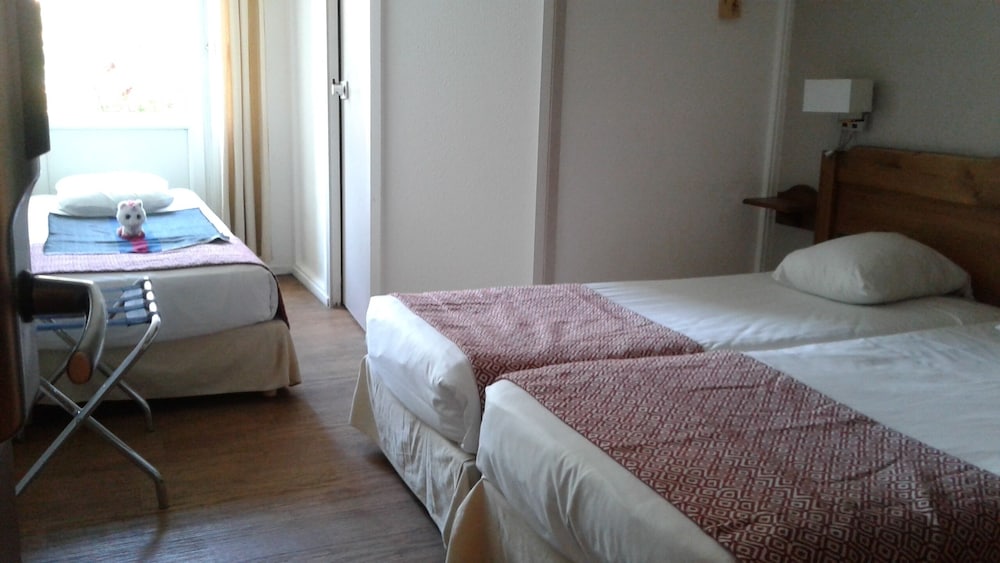 Hotel the Originals Porte de Geneve Annemasse Sud 4/54