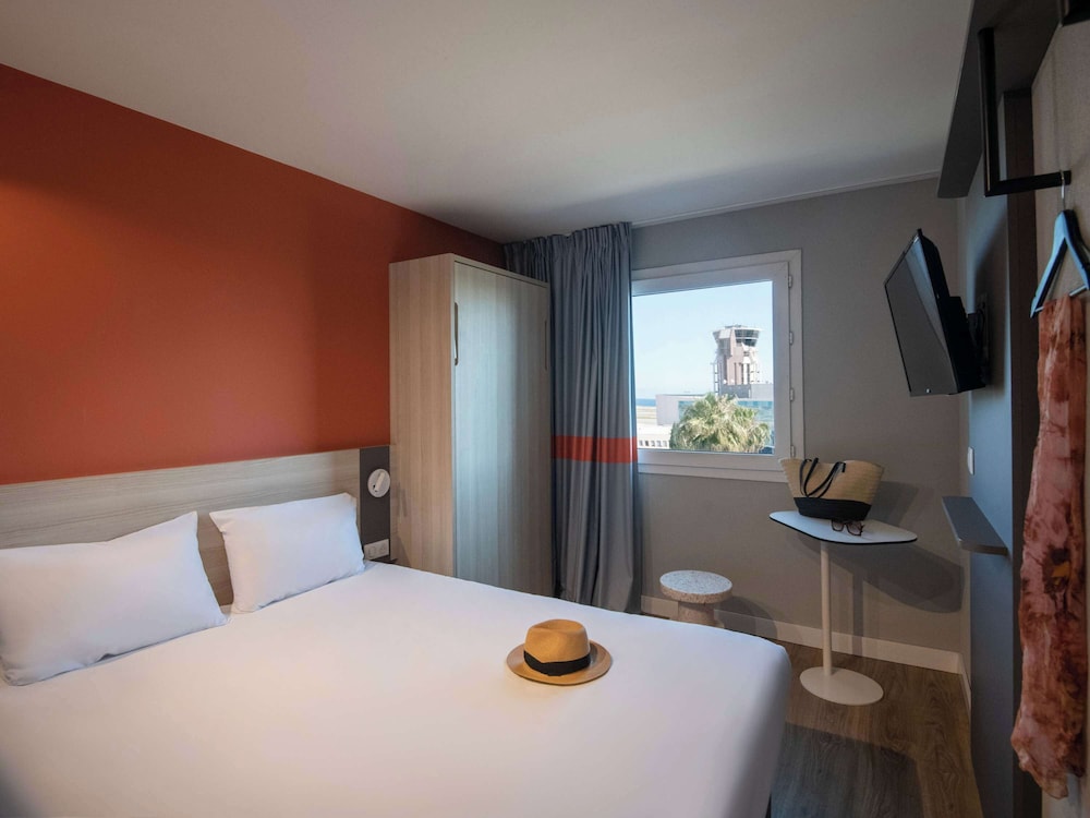 Ibis Budget Nice Aeroport Promenade Des Anglais 21/56